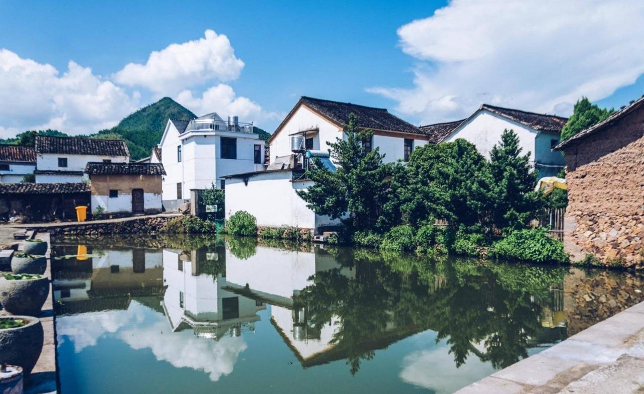 浙江建德的新叶古村，被誉为中国明清建筑露天博物馆